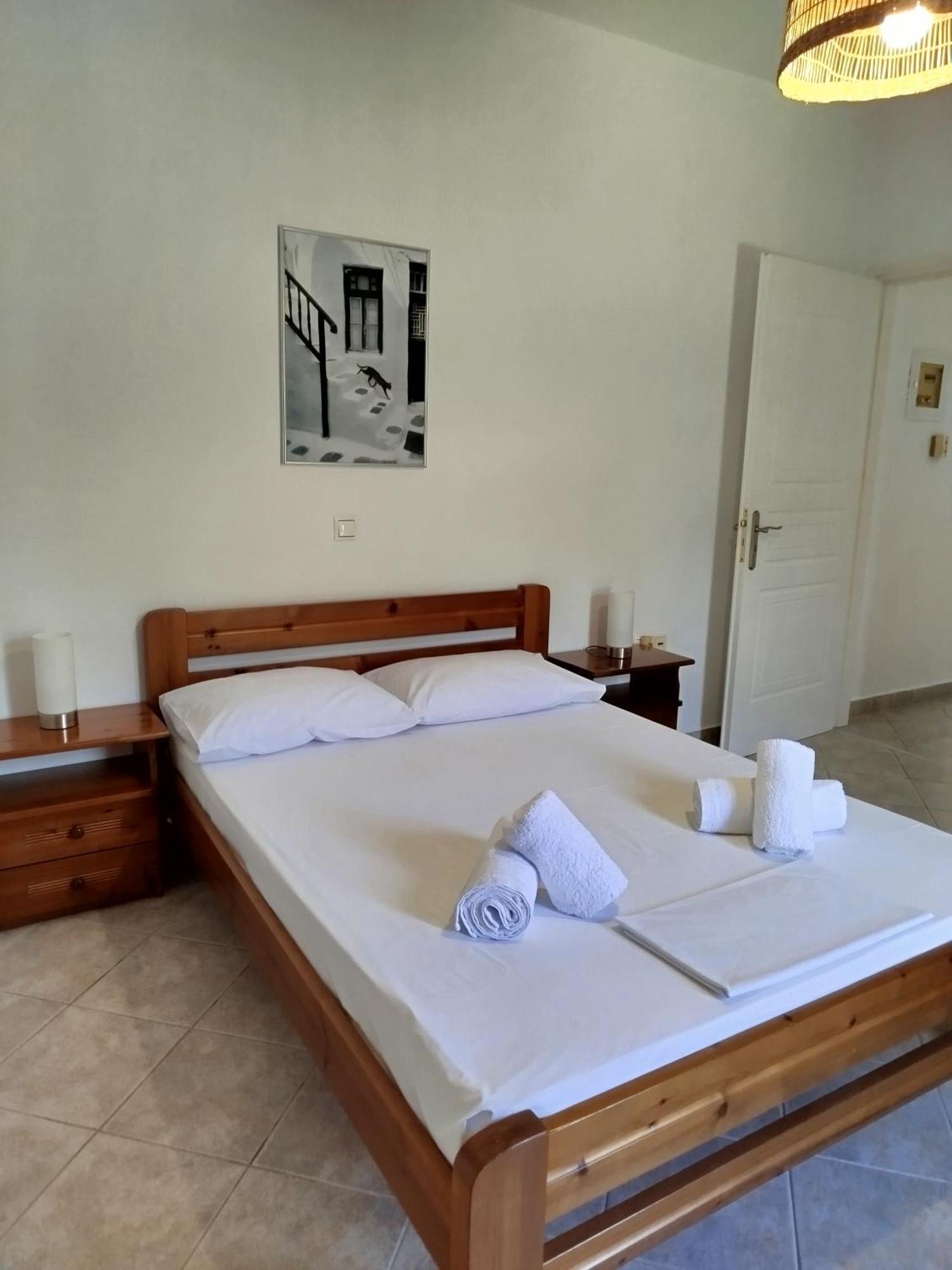 Riverside αpartments Vasilikí